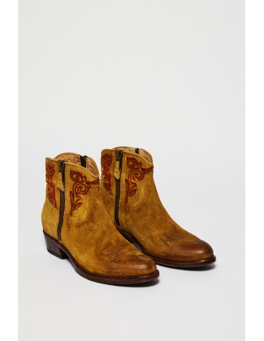 BOOTS EN DAIM CAMEL JUSQU'A -70%! 