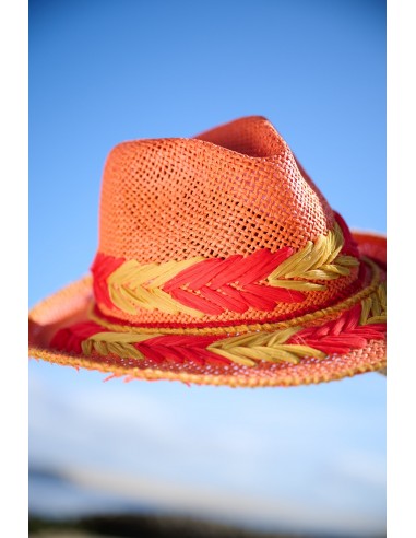 FEATHER EMBROIDERED HAT ORANGE en stock